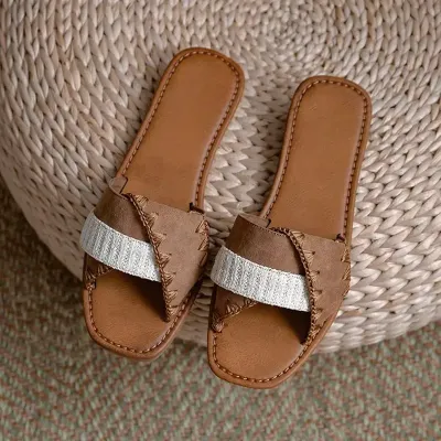 FASHIONABLE AND VERSATILE LAZY SLIPPERS